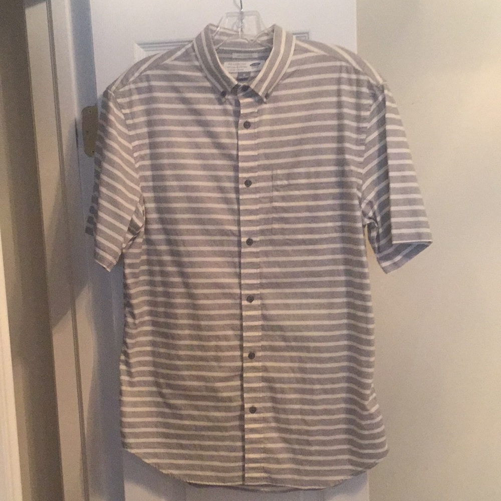 [Old Navy] Slim-Fit Oxford Short-Sleeve Shirt
